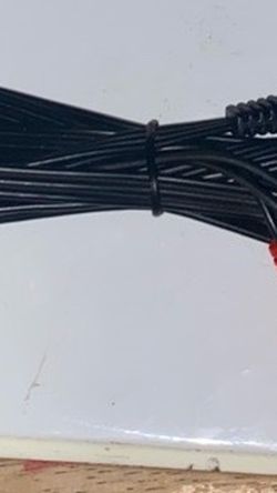 3.5mm to RCA AV Cable