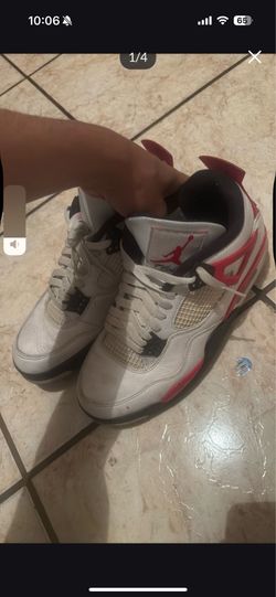 Jordan 4 red cements size 9