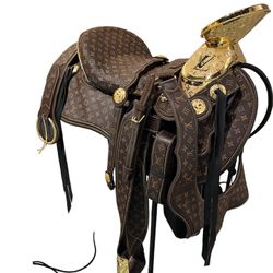 LV Western Horse Saddle For Sale 