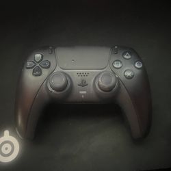 Black PS5 Controller