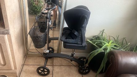 • Medical walking boot