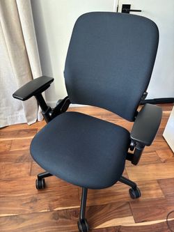 Steelcase Leap V2