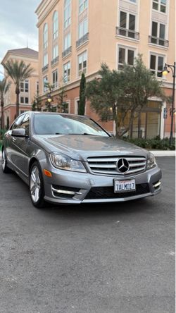2013 Mercedes c250 clean title