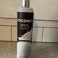 COCONUT MILK MOISTURIZING BODY MIST FULL BOTTLE/SMELLS GREAT SELLING BECAUSE MY SKIN IS VERY SENSITIVE AND I HAD AN ALLERGIC REACTION TO IT. $3.00 