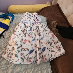 Dresses 