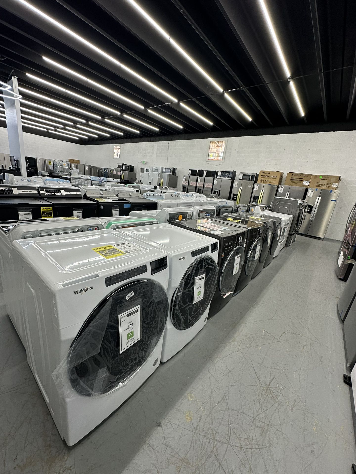 Appliances, New, New with scratch or dent, Refrigerator, Stove, Microwyave, Dishwasher, Washer, Dryer, Range.  No Credit Needed $39 down payment. Appl