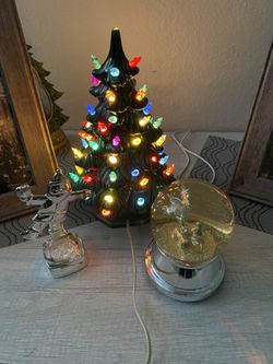 Christmas Tree  And Bundle