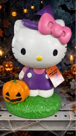 NEW HELLO KITTY HALLOWEEN FIGURE. LOWEST PRICE!