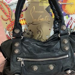 👜 Balenciaga Black Leather GH City Tote Authentic Black Good condition !!  bought them in saks fifth Ave