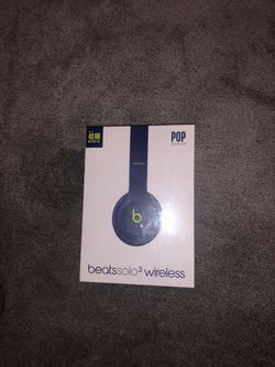 Beats solo 3s brand new sealed