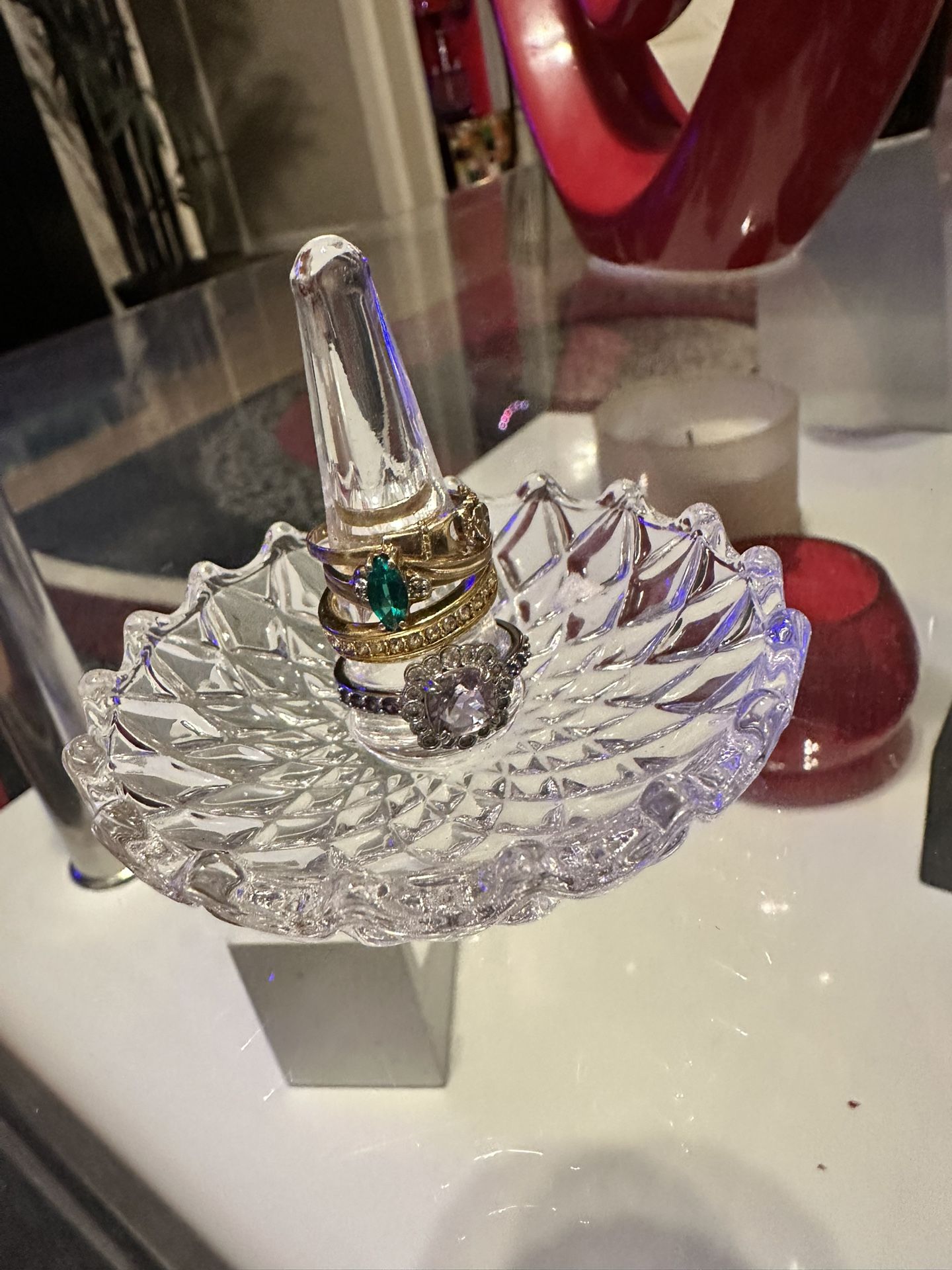 Glass Ring Holder 