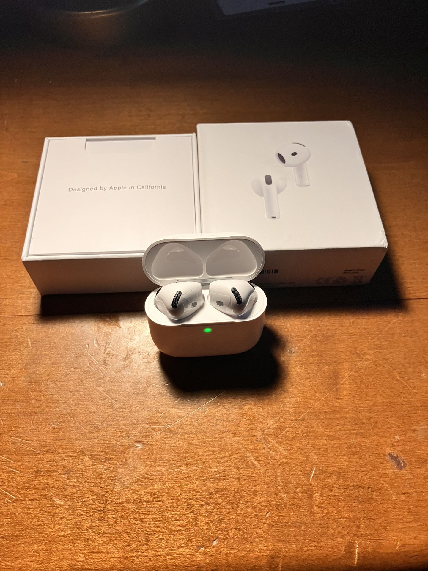 AirPods 4s