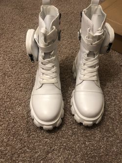 Size 8 Combat Boots 