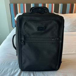Tumi 18” Continental Soft Sided