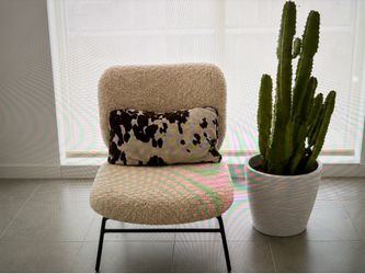 Accent chair
