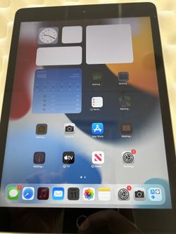 iPad 7th Generation WiFi 32GB Good Condition