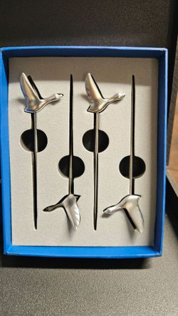 Grey Goose Vodka Premium Metal Cocktail Stirrers, Flying Bird Design, Set of 4, Silver with Gift Box