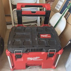 Milwaukee pack out roller base