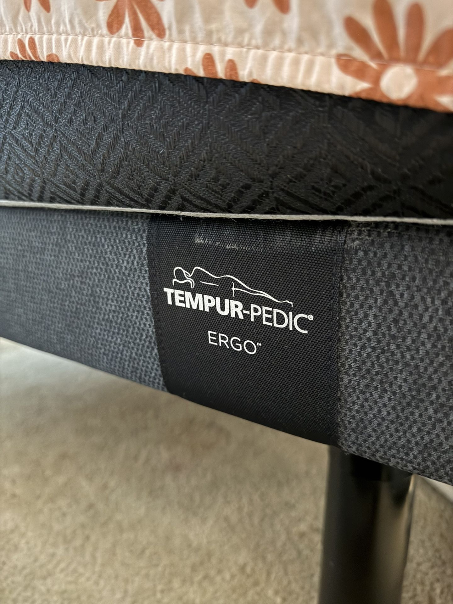 TEMPUR PEDIC POSITION BED