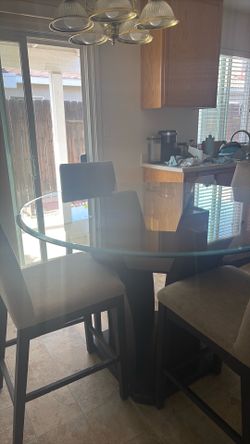 Dinning table for 4 from Moore furniture