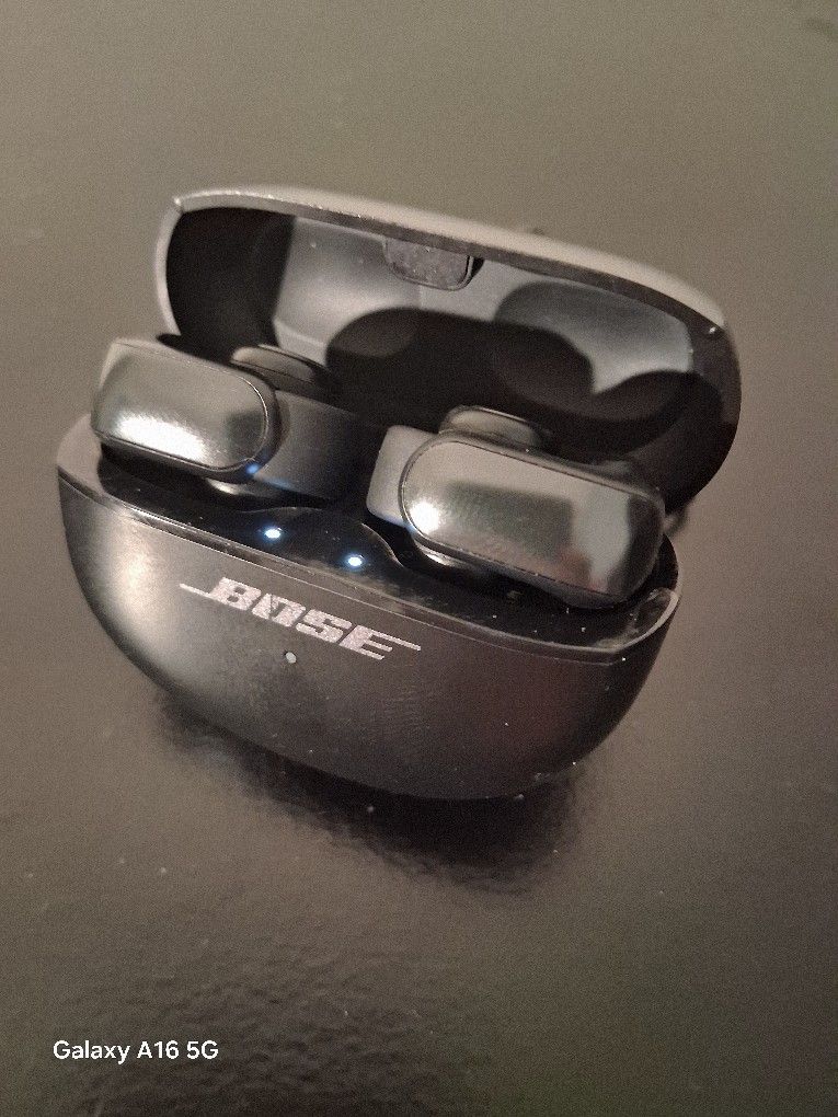 Bose Ultra Open Earbuds
Serial number: 925L Warranty valid
Valid until July 24th 2026