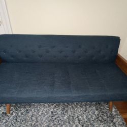 SOFA. 