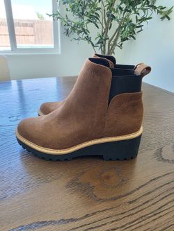 Dolce Vita Womens 7.5 Boots
