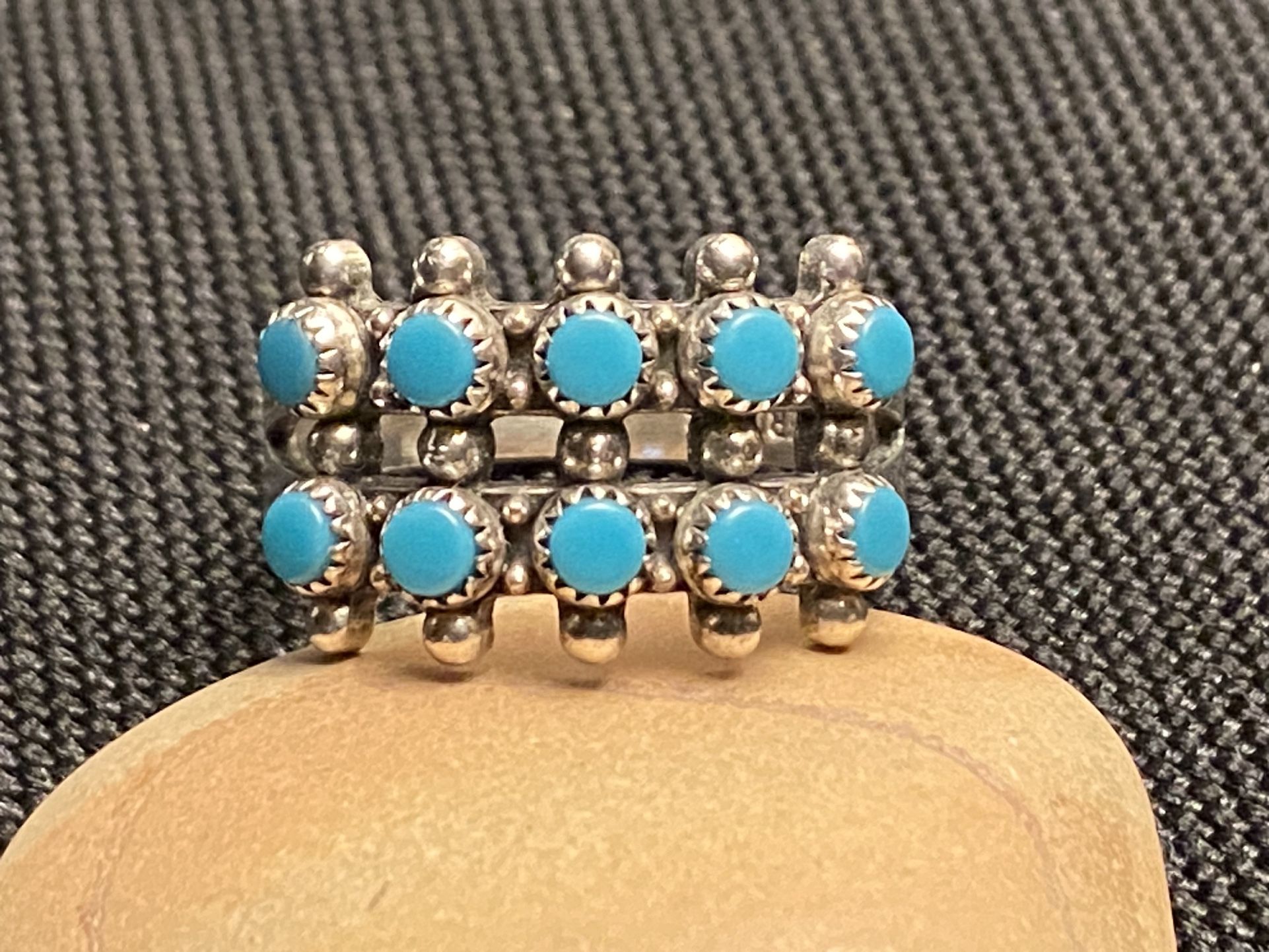 VINTAGE ZUNI STERLING RING
