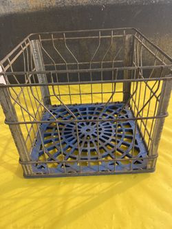 Vintage ALPENROSE WIRE MILK CRATE -78 for Sale in Vancouver, WA