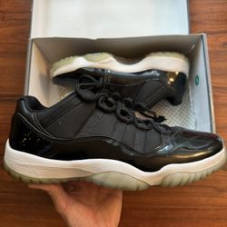 Jordan 11 Space Jam