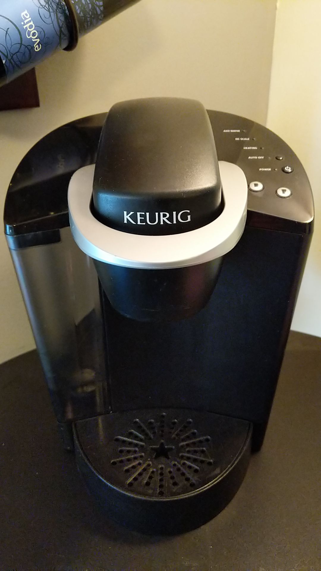 Keurig Coffee Maker with 37 K-cups and holder