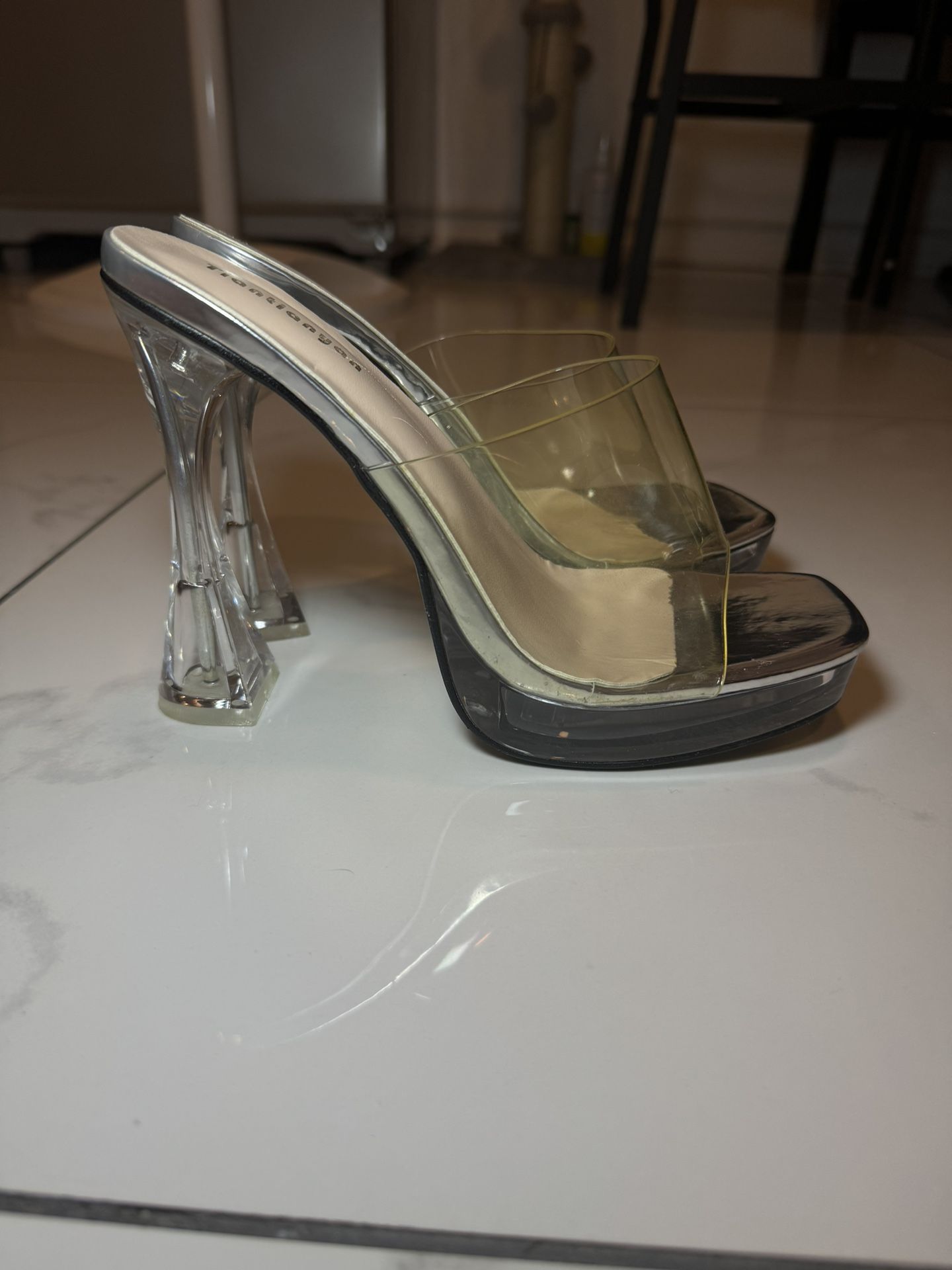 Chunky bratz heel clear