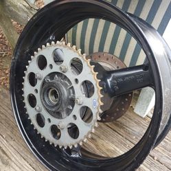 Yamaha R6 Rear wheel