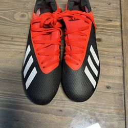 Adidas Boys Predator Soccer Cleats 