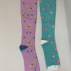 Long socks flamingos and llamas 2 pack size large.   (T)