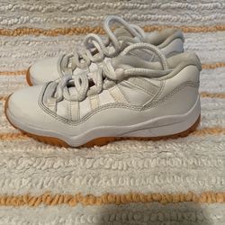 Nike Jordan 11 Retro Low PS White Bright Citrus  ( Size 13 c