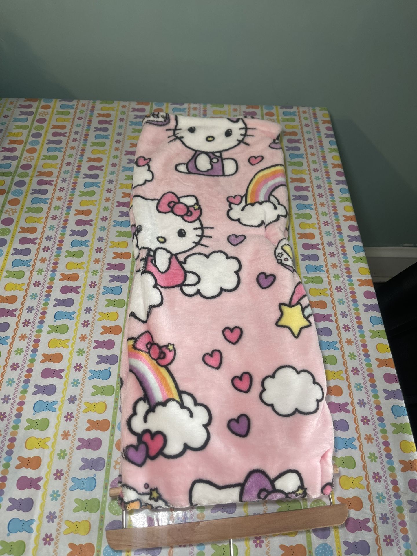 Hello Kitty Blanket