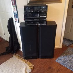 Pioneer Speakers  N Double Cassette  Amp Syn Tuner Compact  Disc Player