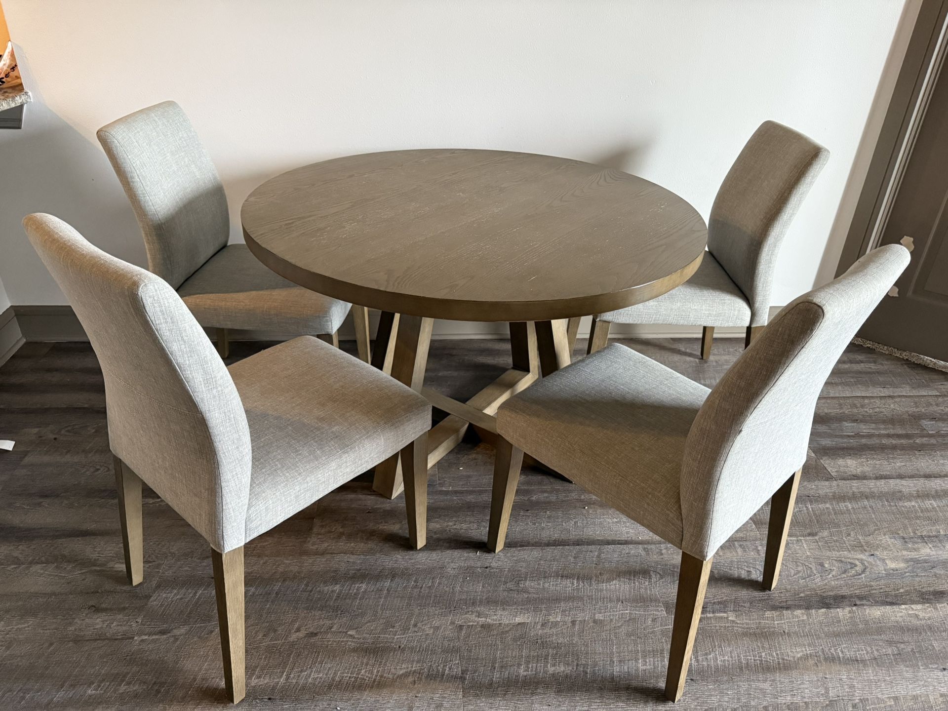 Lakeland Natural Brown Wood 48" Round Kitchen Dining Table With Grey Upholstered Chair Set For 4