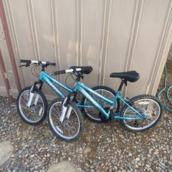 Two small girls' bikes with gears in good condition, working very well, size 20, suitable for ages 5 to 16 years. I'm asking for $70 for both 