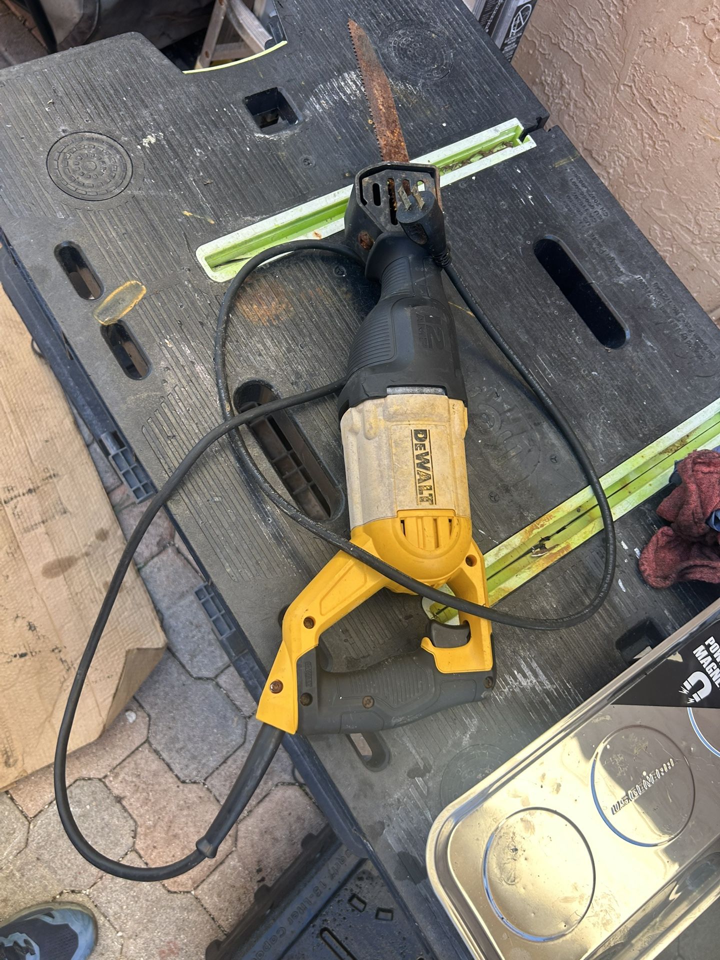 Dewalt Saw