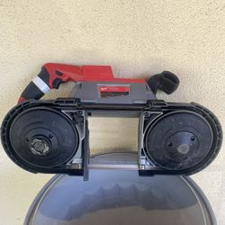 Milwaukee Band Saw Deep Cut 