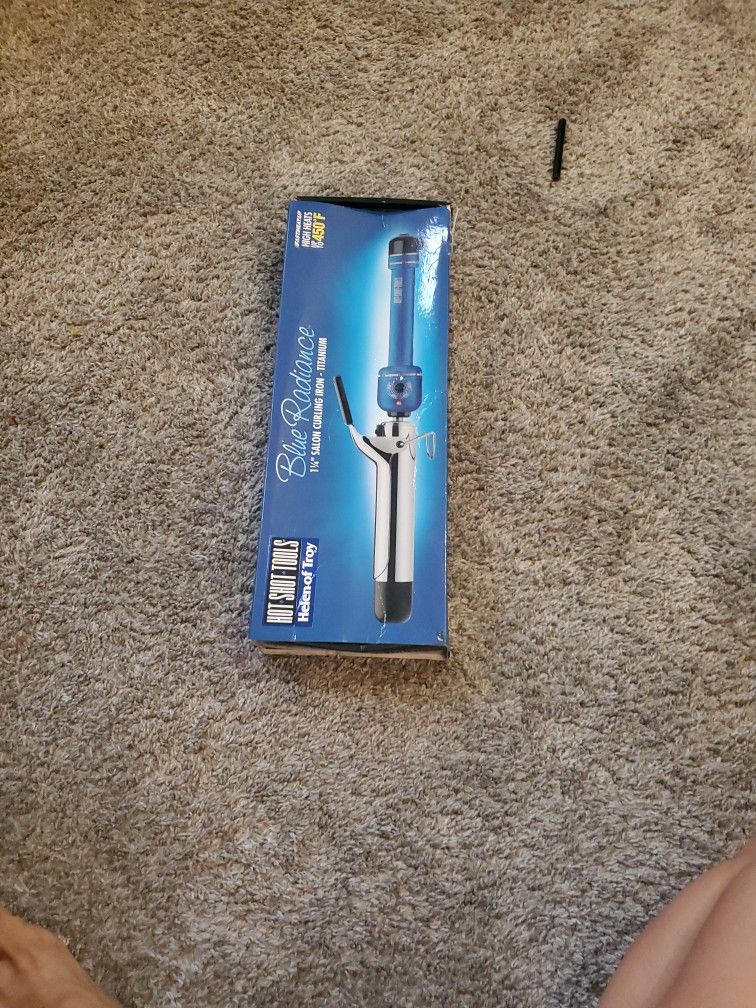 Blue Radiance 11/2 Salon Curling Titanium 
