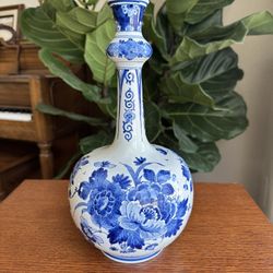 Hand-Painted Delft Blue Vase – De Porceleyne Fles Royal Delft Holland