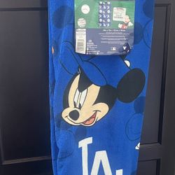 Los Angeles Dodgers Mickey Mouse Beach Towel