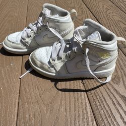 Kids Jordan Low Size 11