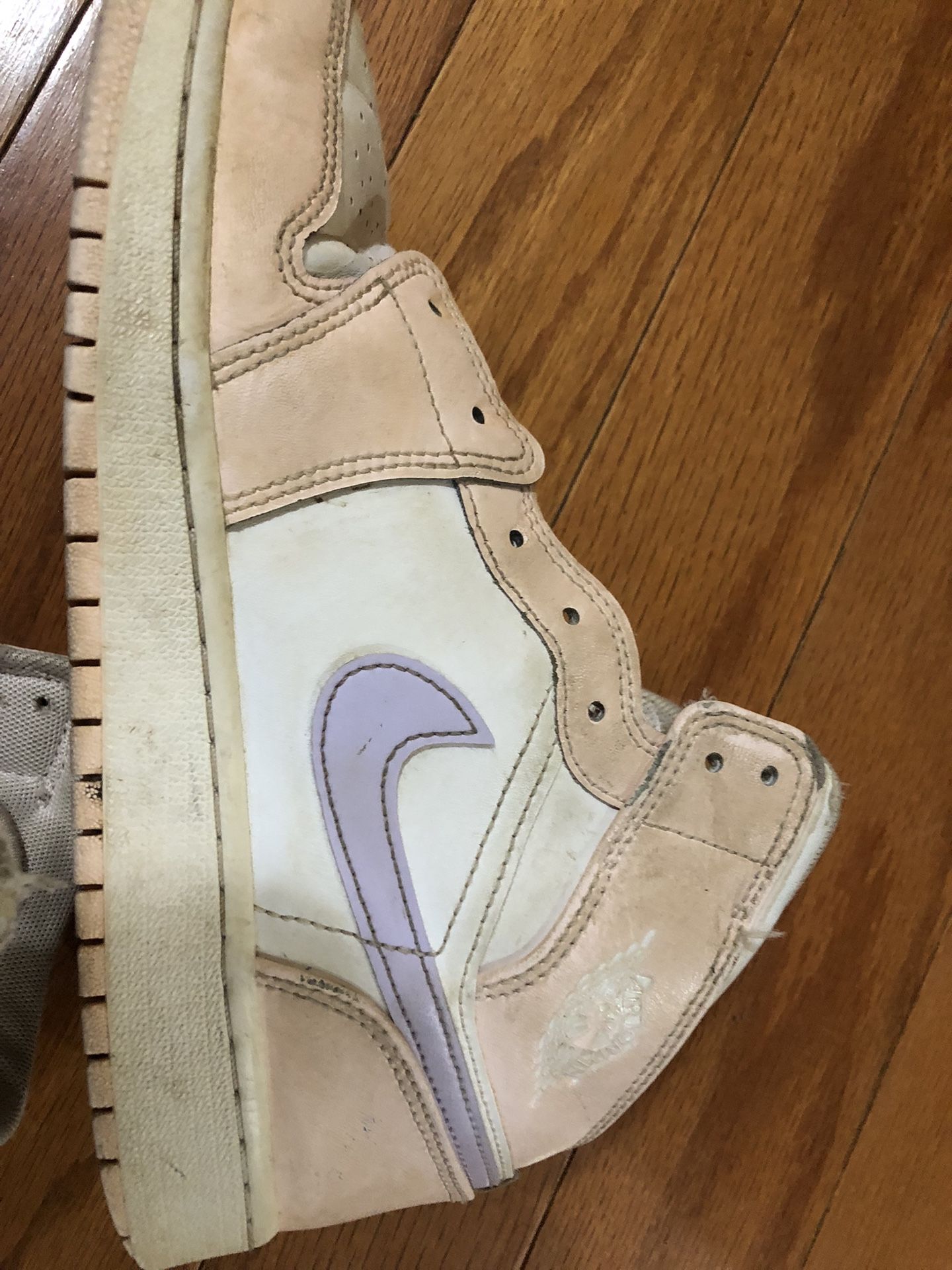 Jordan 1’s Size 6