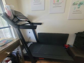 Proform Carbon TL Treadmill (Piscataway)