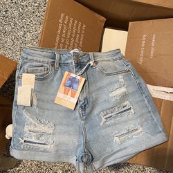 Woman’s Short Size M