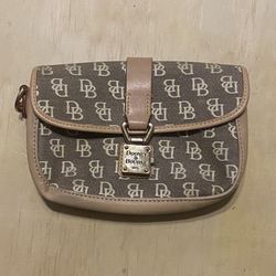 Brand New Dooney & Bourke 1975 Brown Canvas Baguette Clutch Wristlet